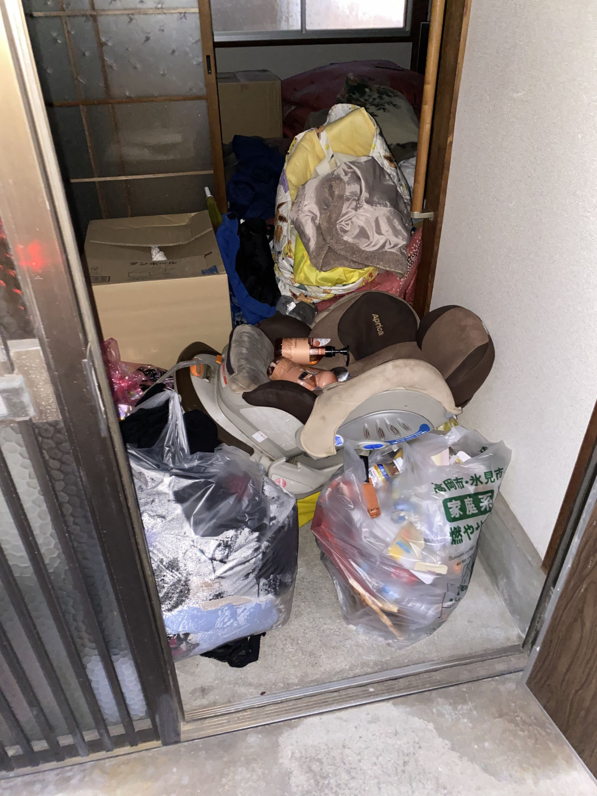 福山市 玄関まわりの不用品の片付け