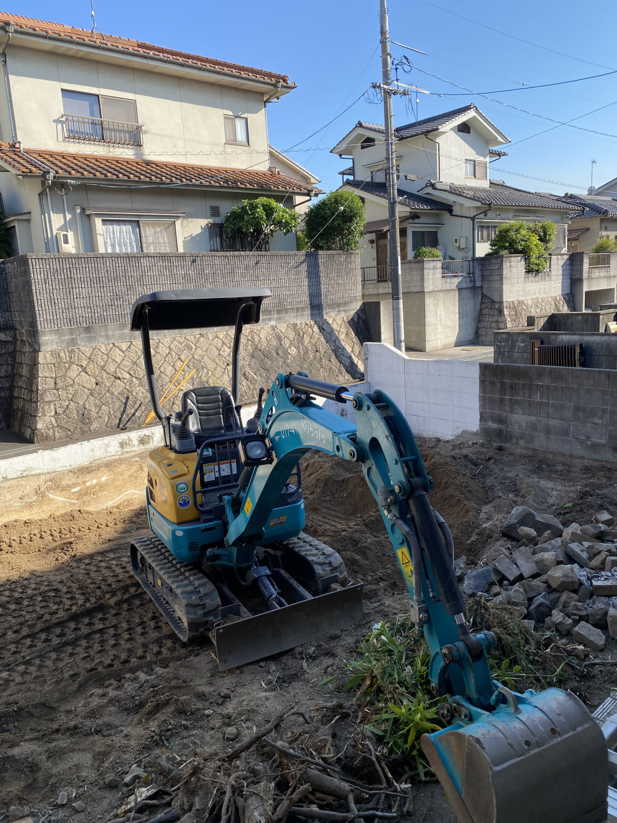 福山市でお庭リフォーム！庭まわりをすっきり整える作業を完了しました 作業写真
